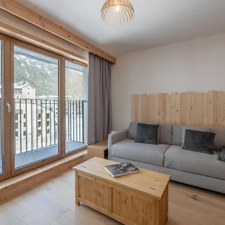 Daire Cozy Au Centre De Avec Balcon - Fr-1-343-274 Chamonix