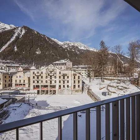 Cozy Au Centre De Avec Balcon - Fr-1-343-274 דירה *